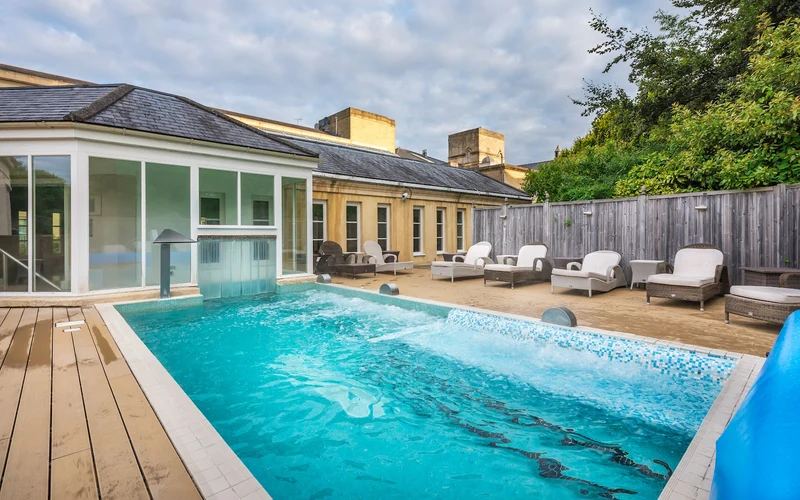 Macdonald Bath Spa Hotel, a Georgian mansion spa hotel without thermal spring water in Bath, England