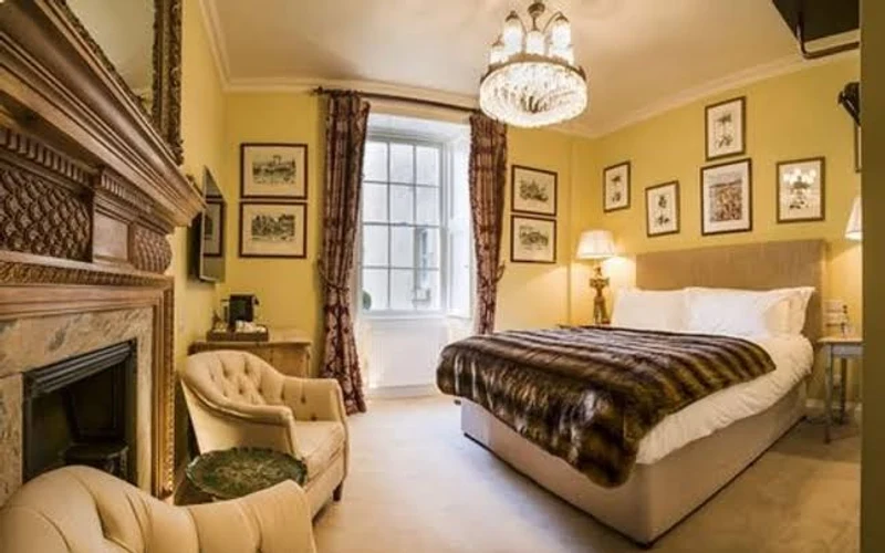 No.15 by GuestHouse, a Georgian townhouse hotel with a vault spa near the thermal baths in Bath, England