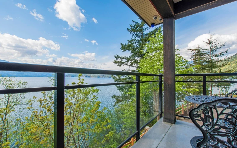 The Lodge on Harrison Lake on Rockwell Drive above Harrison Hot Springs, British Columbia