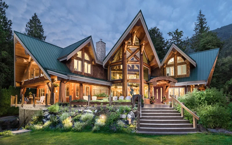 The Rockwell Harrison Guest Lodge B&B on Rockwell Drive above the hot springs village of Harrison Hot Springs, British Columbia